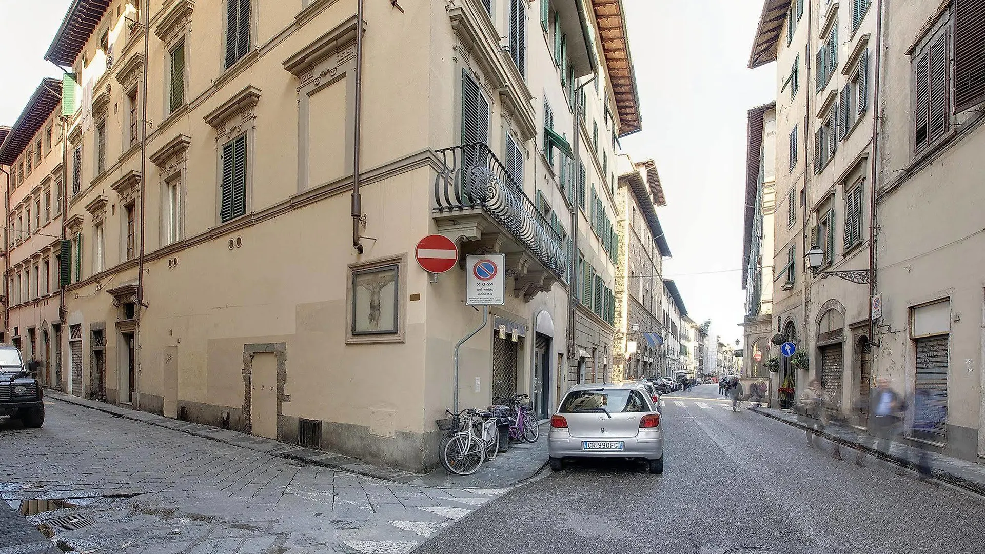Apartment Windows On Florence